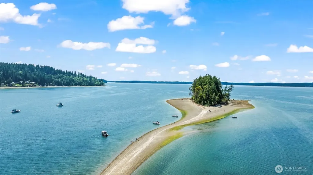 54 Raft Island Drive NW Gig Harbor WA 98335