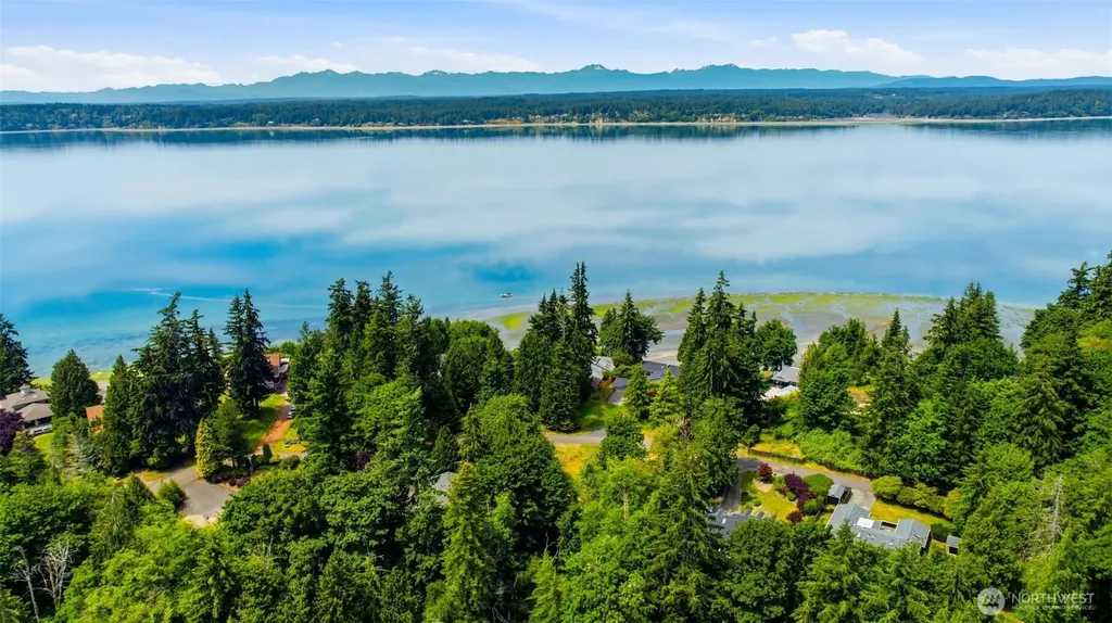 54 Raft Island Drive NW Gig Harbor WA 98335