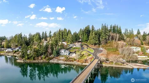 54 Raft Island Drive NW Gig Harbor WA 98335
