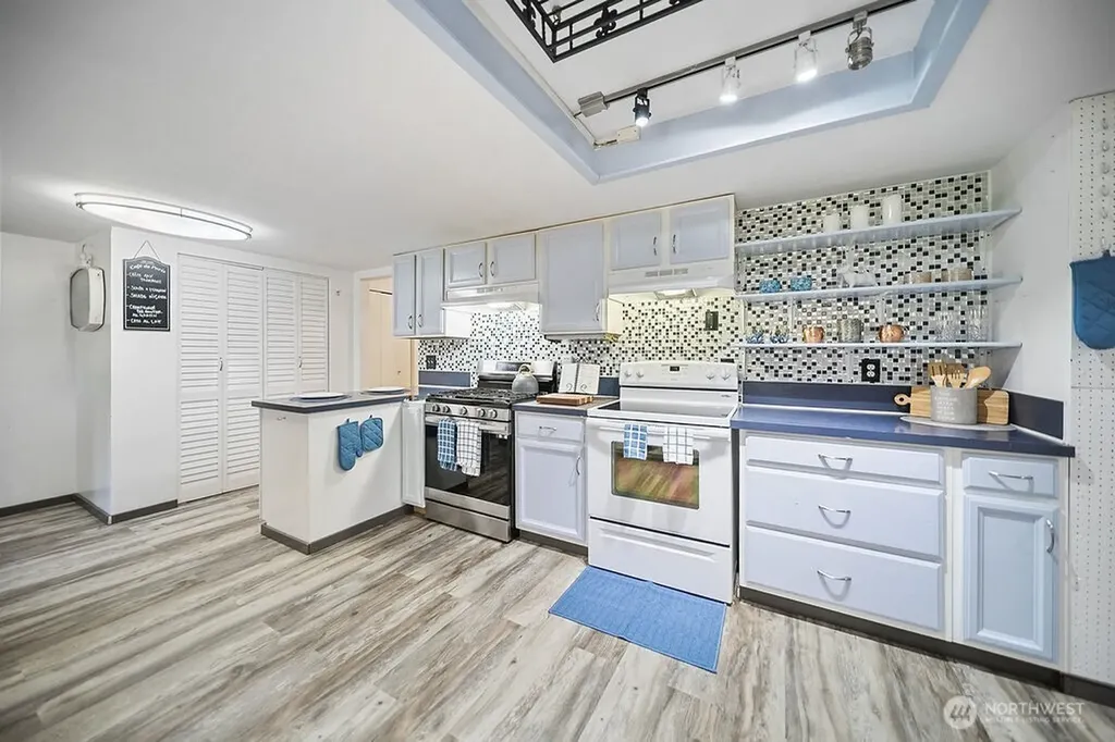 7755 Cabrini Drive SE Port Orchard WA 98367