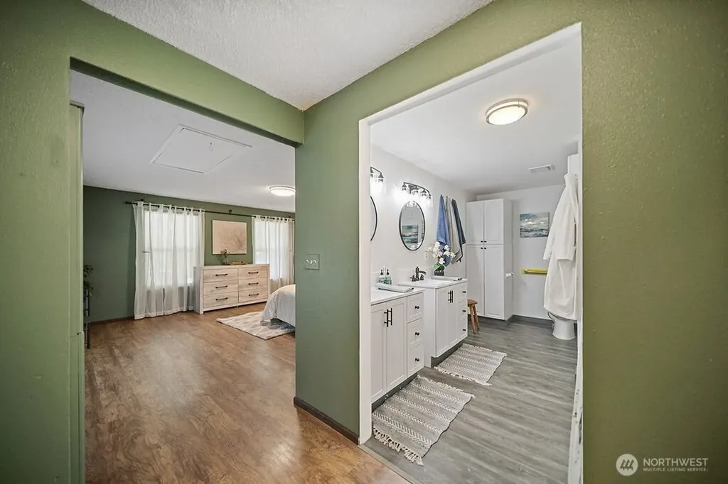 7755 Cabrini Drive SE Port Orchard WA 98367