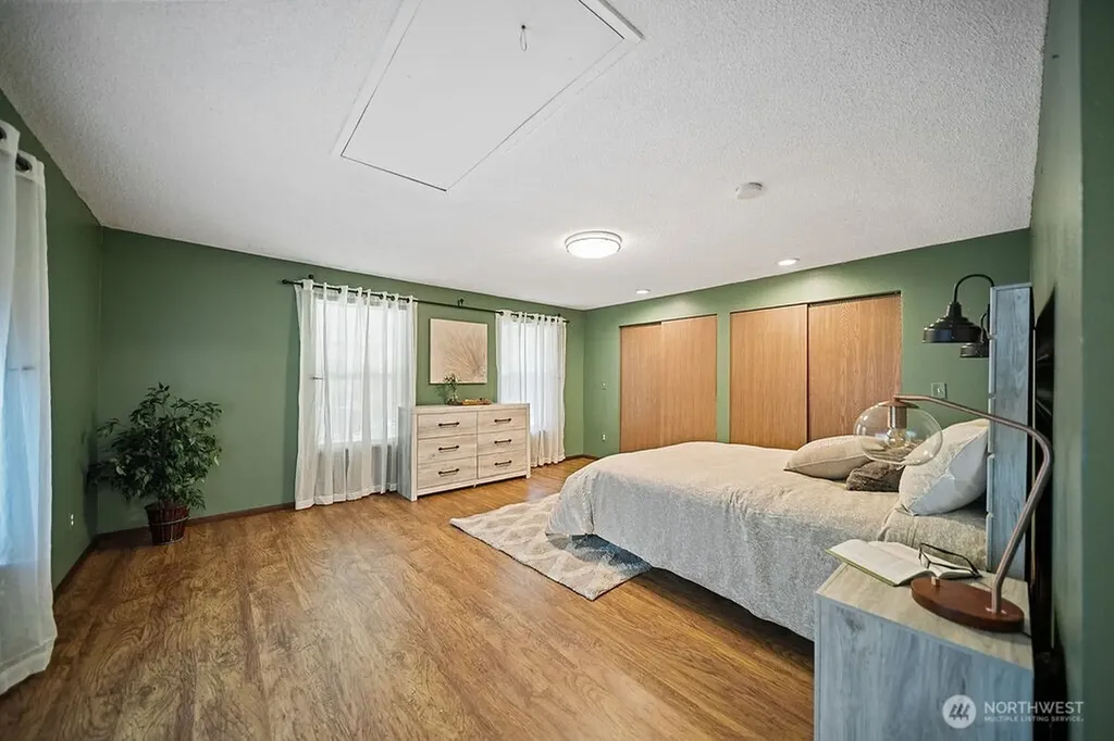 7755 Cabrini Drive SE Port Orchard WA 98367