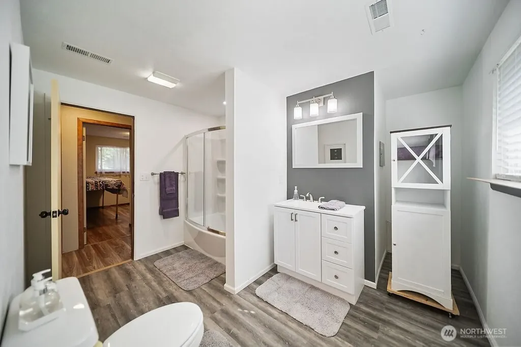 7755 Cabrini Drive SE Port Orchard WA 98367