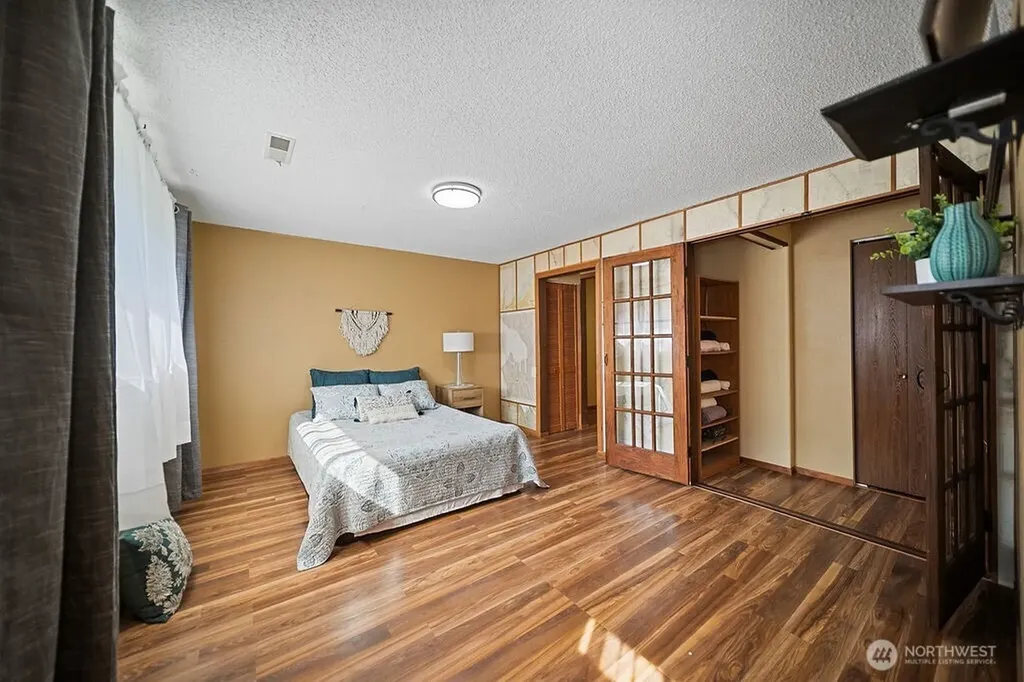 7755 Cabrini Drive SE Port Orchard WA 98367