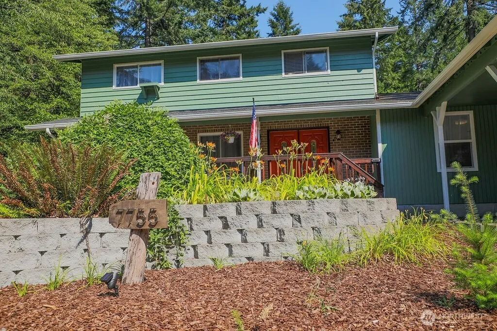 7755 Cabrini Drive SE Port Orchard WA 98367