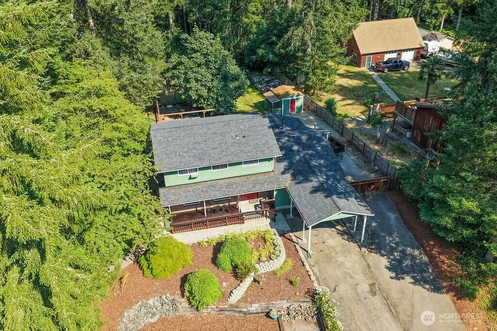 7755 Cabrini Drive SE Port Orchard WA 98367