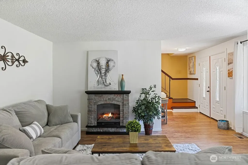 7755 Cabrini Drive SE Port Orchard WA 98367