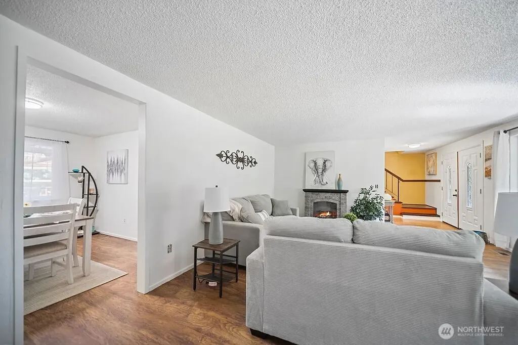 7755 Cabrini Drive SE Port Orchard WA 98367