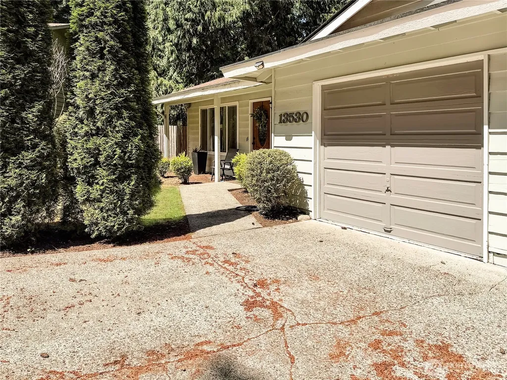 13530 NE 78th Street Redmond WA 98052