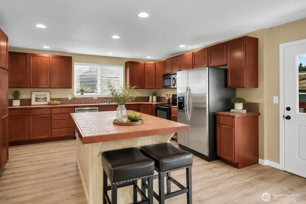 208 5th Street Sultan WA 98294