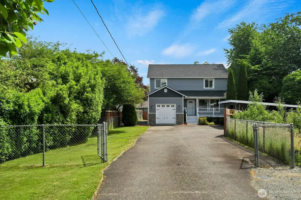 208 5th Street Sultan WA 98294