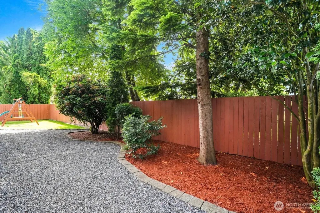 208 5th Street Sultan WA 98294