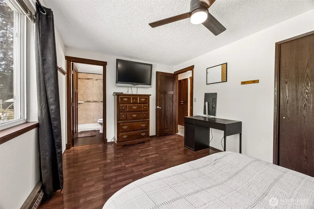 3917 240th Street E Spanaway WA 98387