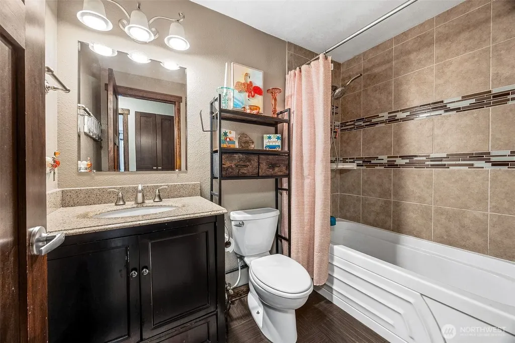 3917 240th Street E Spanaway WA 98387