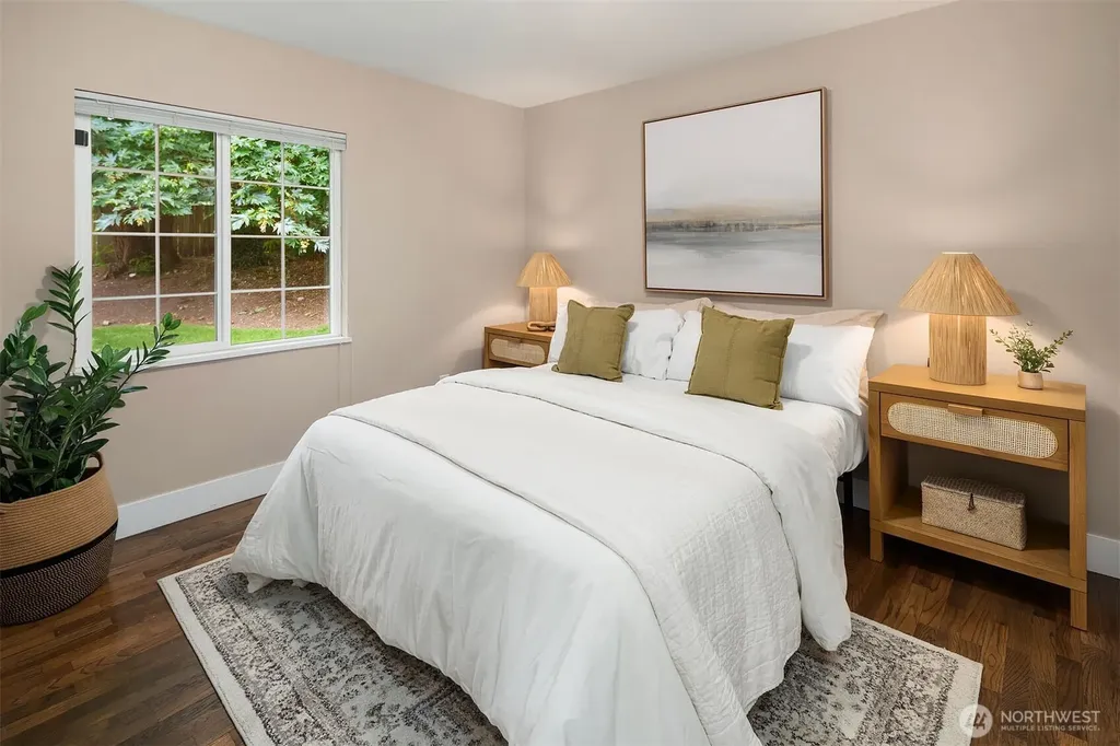 10902 26th Avenue SW Seattle WA 98146