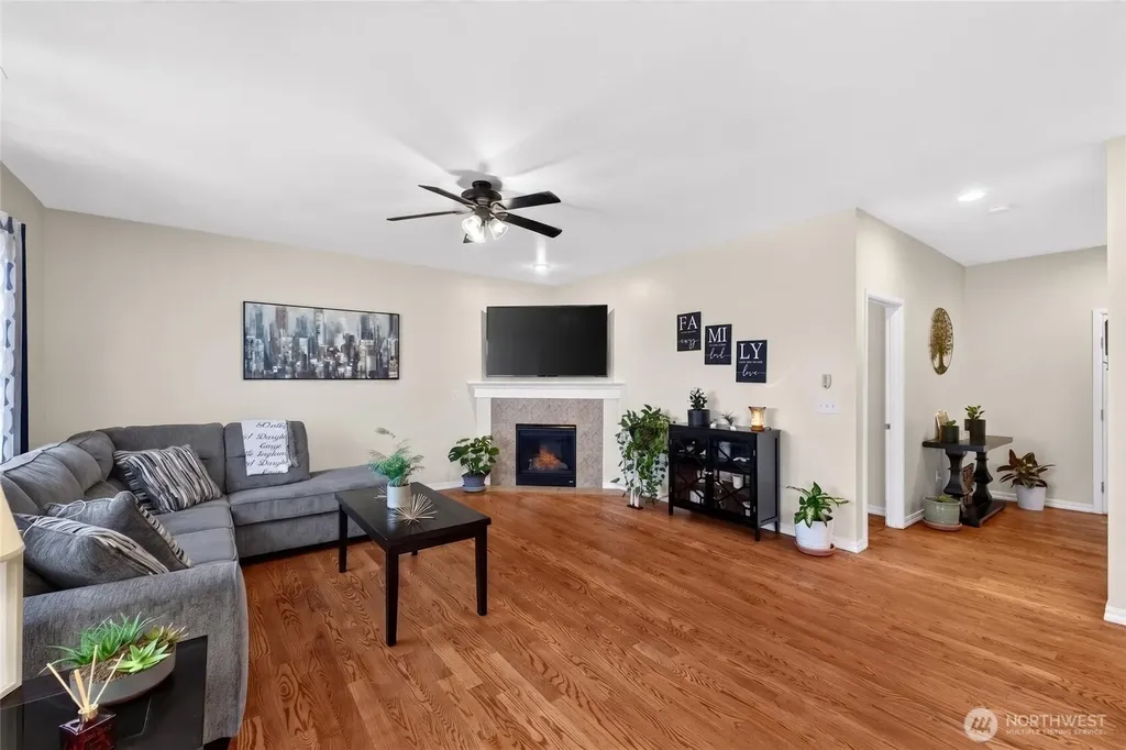 20109 19th Avenue E Spanaway WA 98387