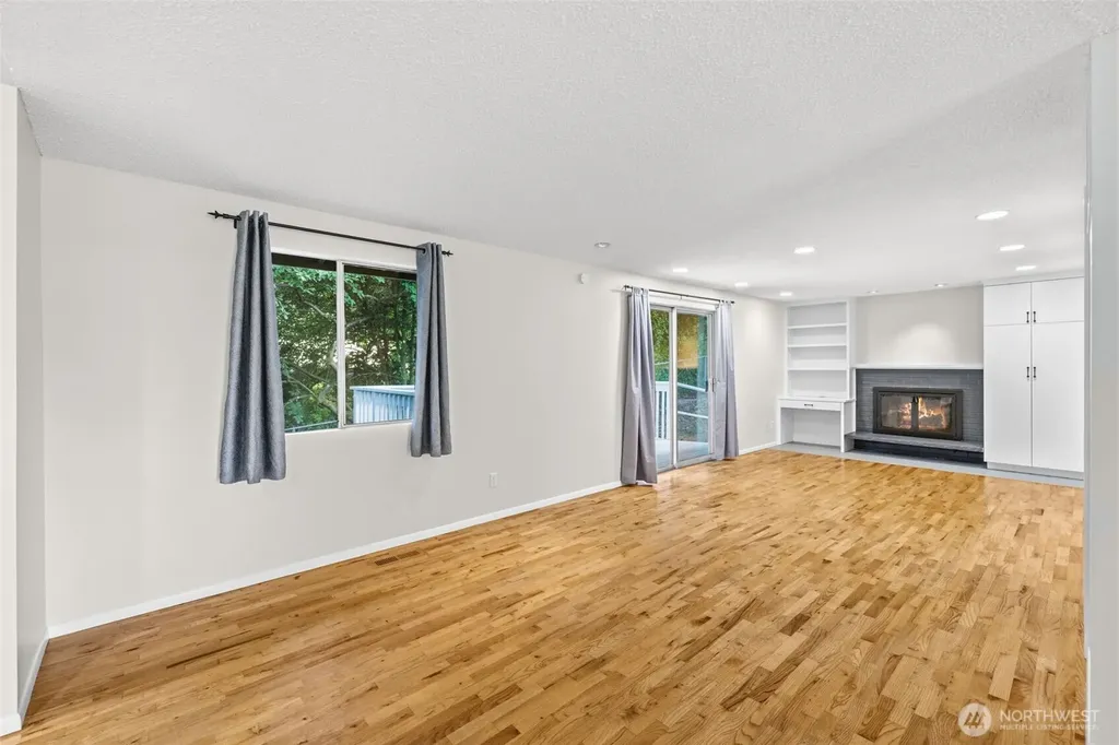 1550 172nd Avenue NE Bellevue WA 98008