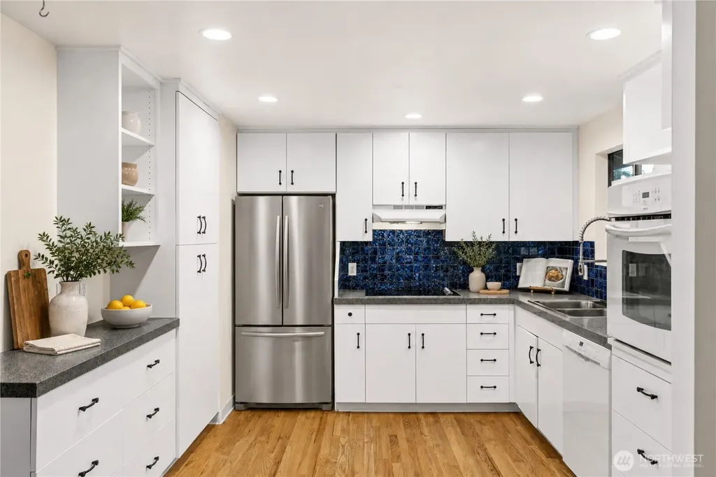1550 172nd Avenue NE Bellevue WA 98008