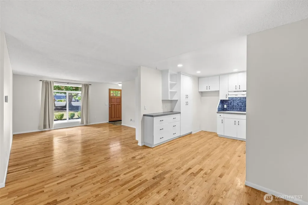1550 172nd Avenue NE Bellevue WA 98008