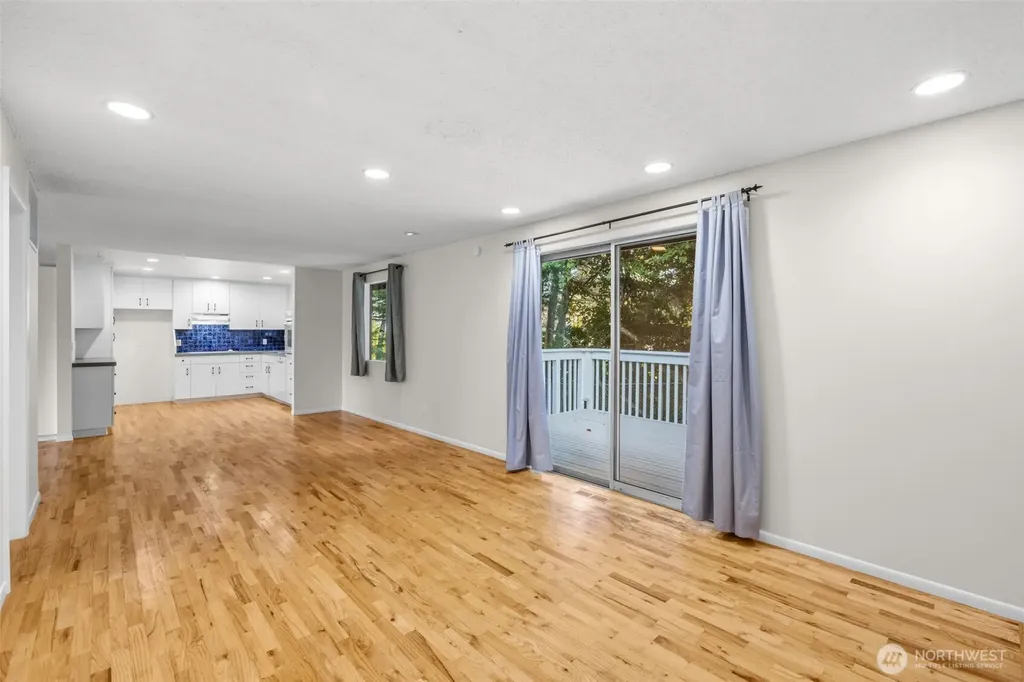 1550 172nd Avenue NE Bellevue WA 98008