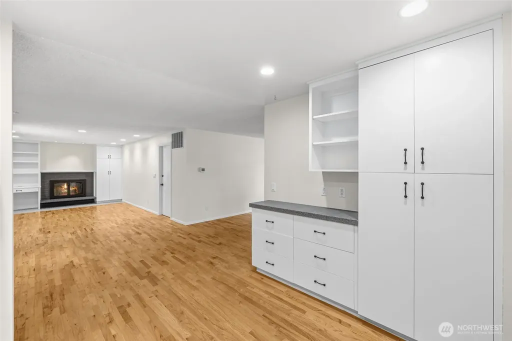 1550 172nd Avenue NE Bellevue WA 98008