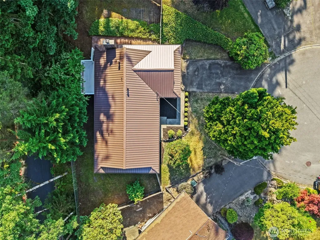 1550 172nd Avenue NE Bellevue WA 98008