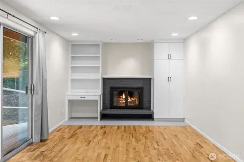1550 172nd Avenue NE Bellevue WA 98008