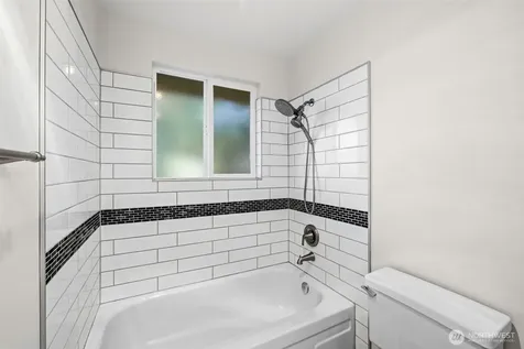 1550 172nd Avenue NE Bellevue WA 98008