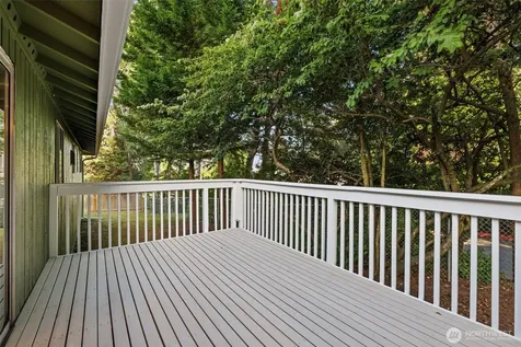 1550 172nd Avenue NE Bellevue WA 98008