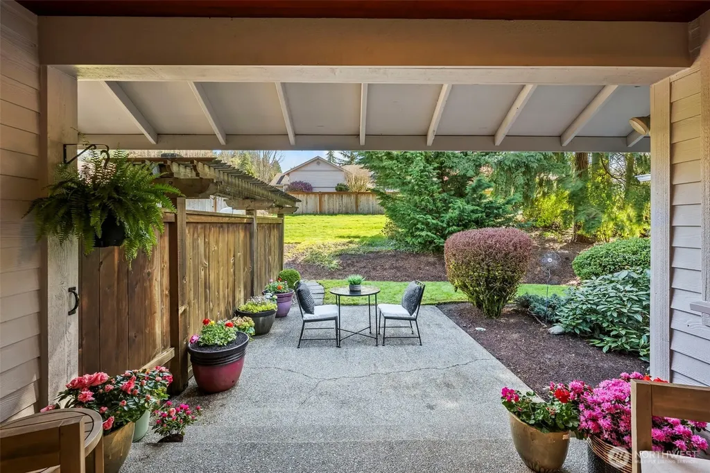 5203 53rd Street W University Place WA 98467
