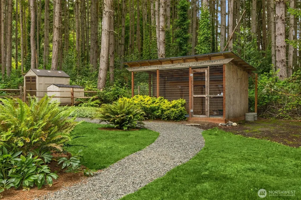 5249 Rose Avenue NE Bainbridge Island WA 98110