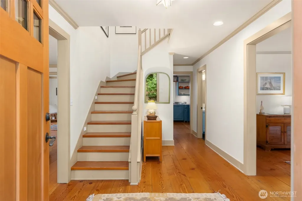 5249 Rose Avenue NE Bainbridge Island WA 98110