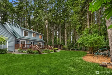 5249 Rose Avenue NE Bainbridge Island WA 98110