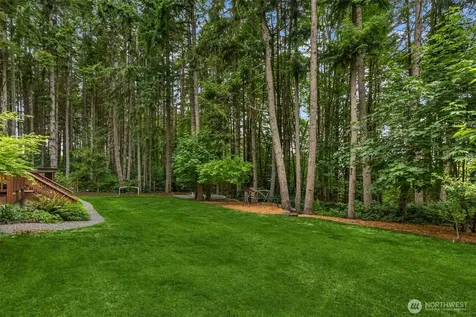 5249 Rose Avenue NE Bainbridge Island WA 98110