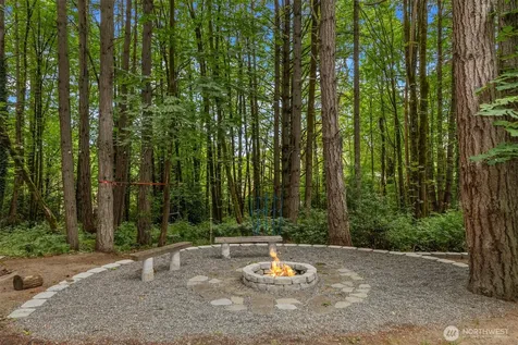 5249 Rose Avenue NE Bainbridge Island WA 98110