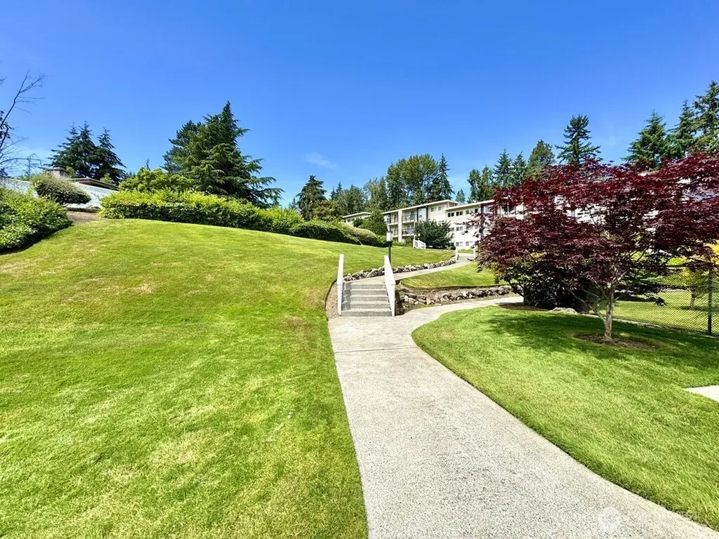 12701 NE 9th Place Bellevue WA 98005
