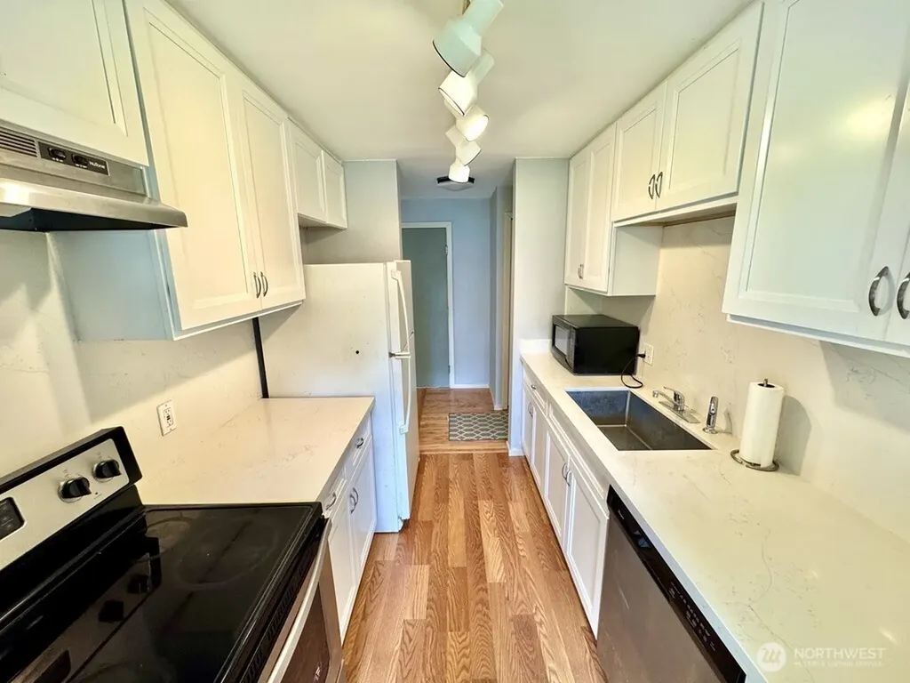 12701 NE 9th Place Bellevue WA 98005