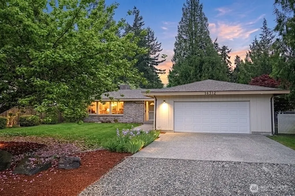14312 144th Avenue SE Renton WA 98059