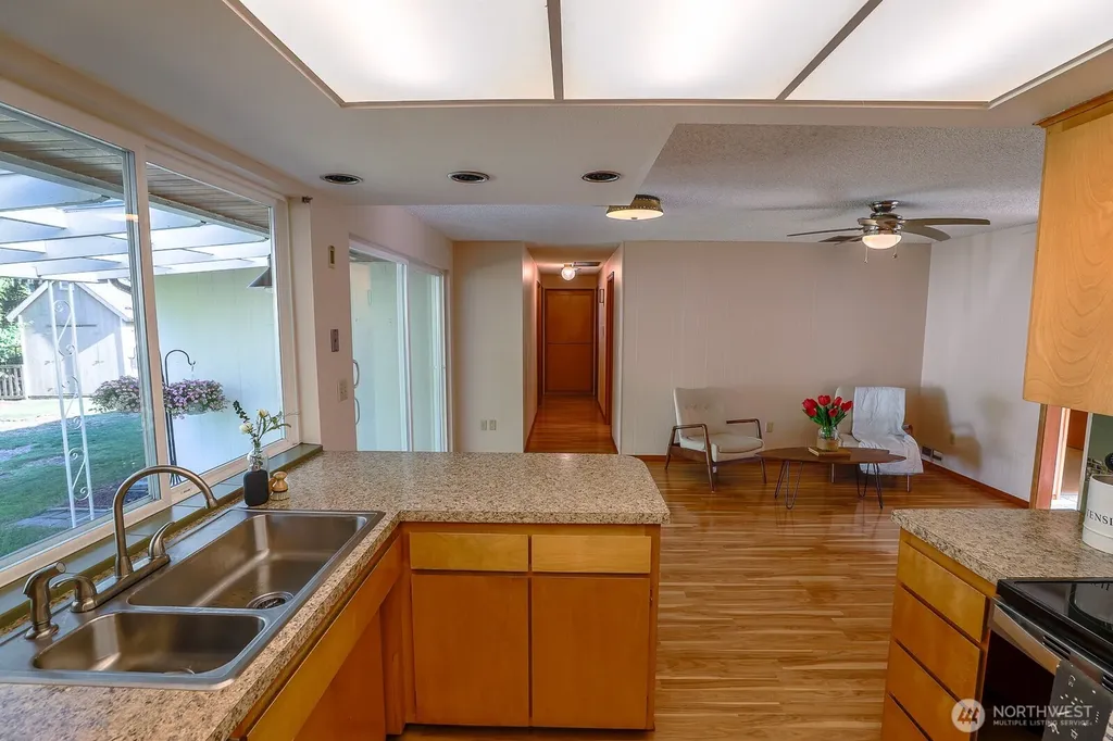 14312 144th Avenue SE Renton WA 98059