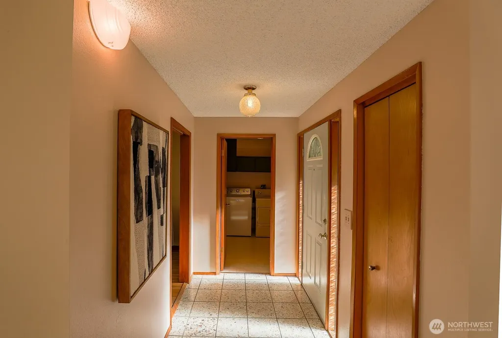 14312 144th Avenue SE Renton WA 98059