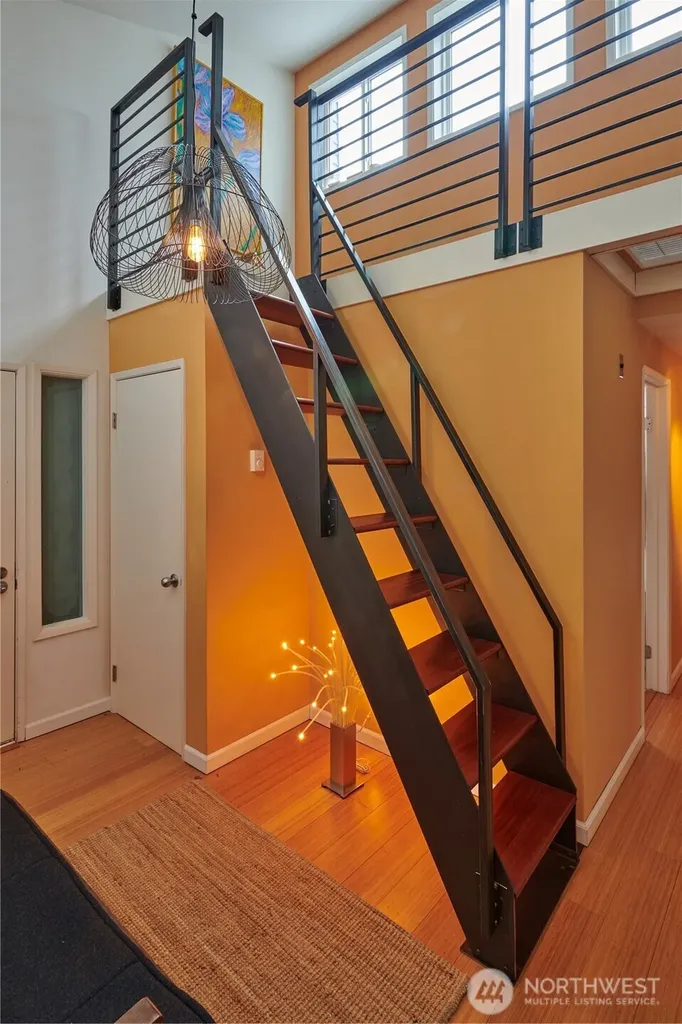 909 N 35th Street Seattle WA 98103