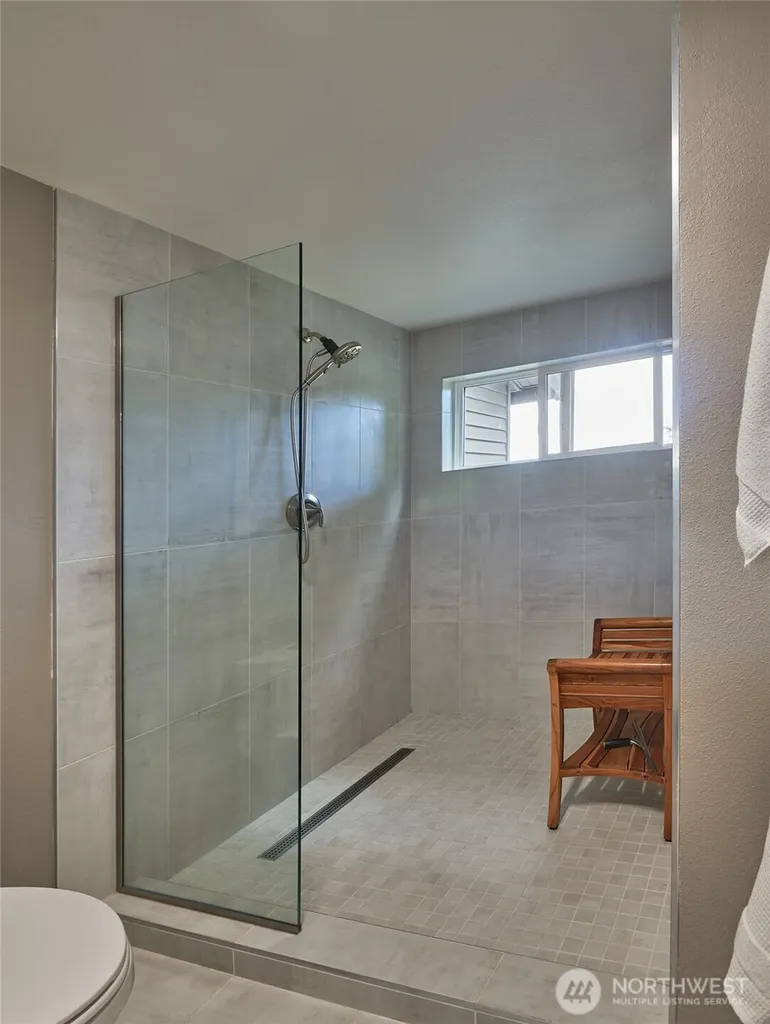 909 N 35th Street Seattle WA 98103