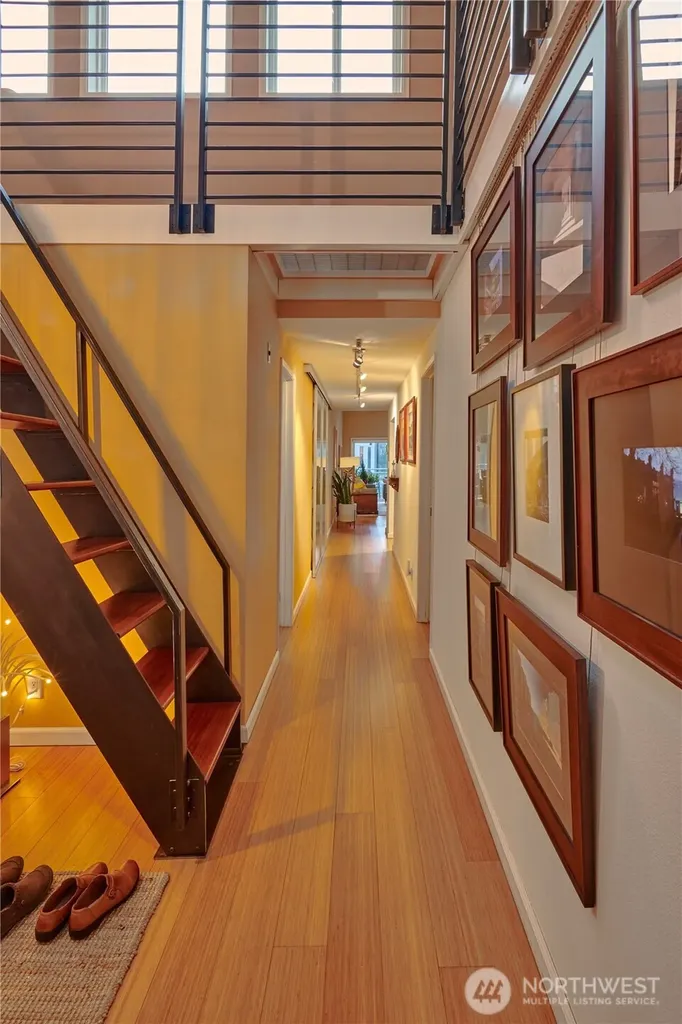 909 N 35th Street Seattle WA 98103