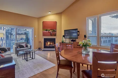 909 N 35th Street Seattle WA 98103