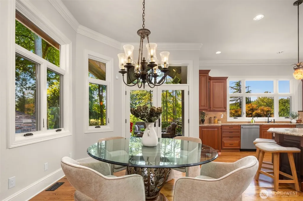 6351 163rd Place SE Bellevue WA 98006