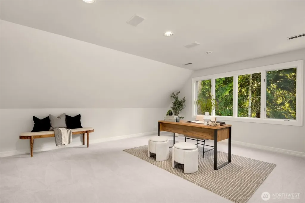6351 163rd Place SE Bellevue WA 98006