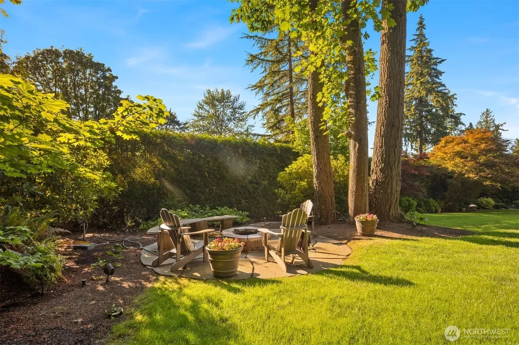 6351 163rd Place SE Bellevue WA 98006
