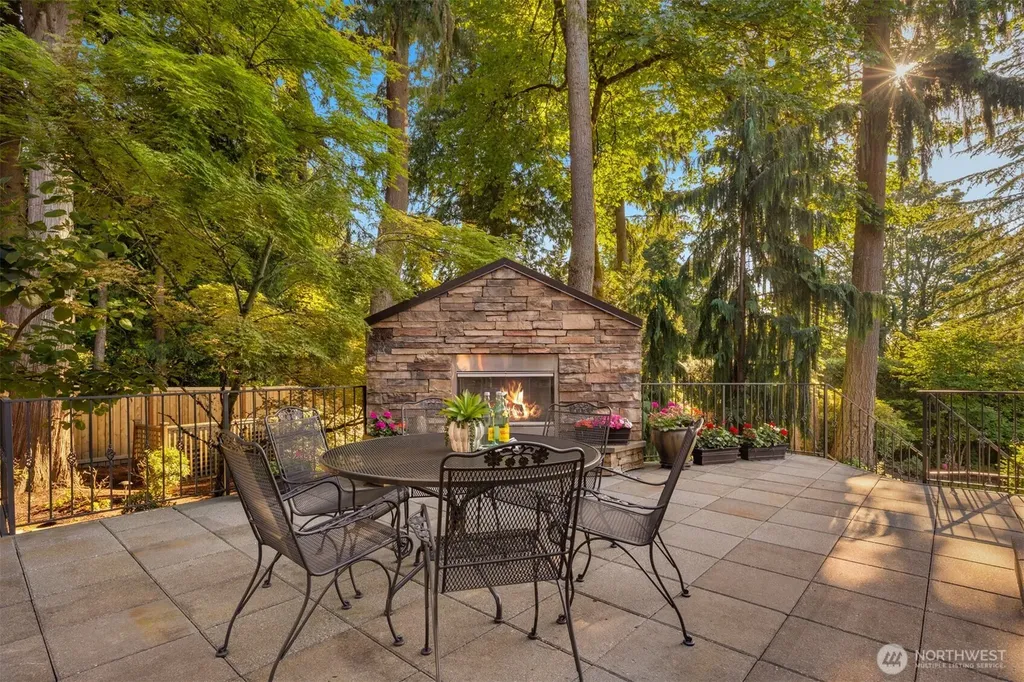 6351 163rd Place SE Bellevue WA 98006