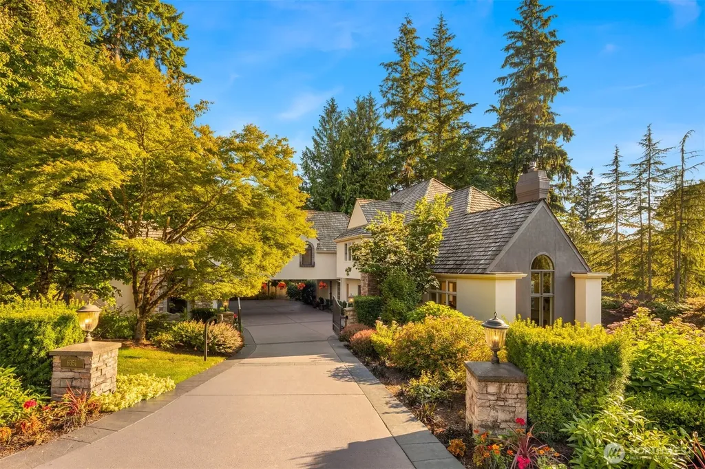 6351 163rd Place SE Bellevue WA 98006