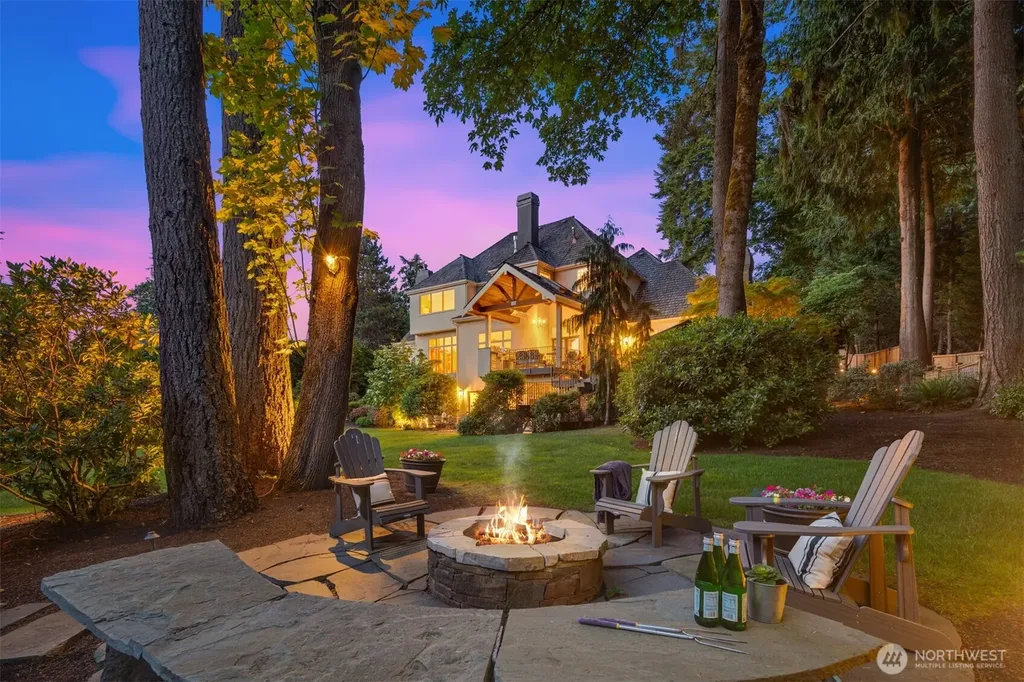 6351 163rd Place SE Bellevue WA 98006